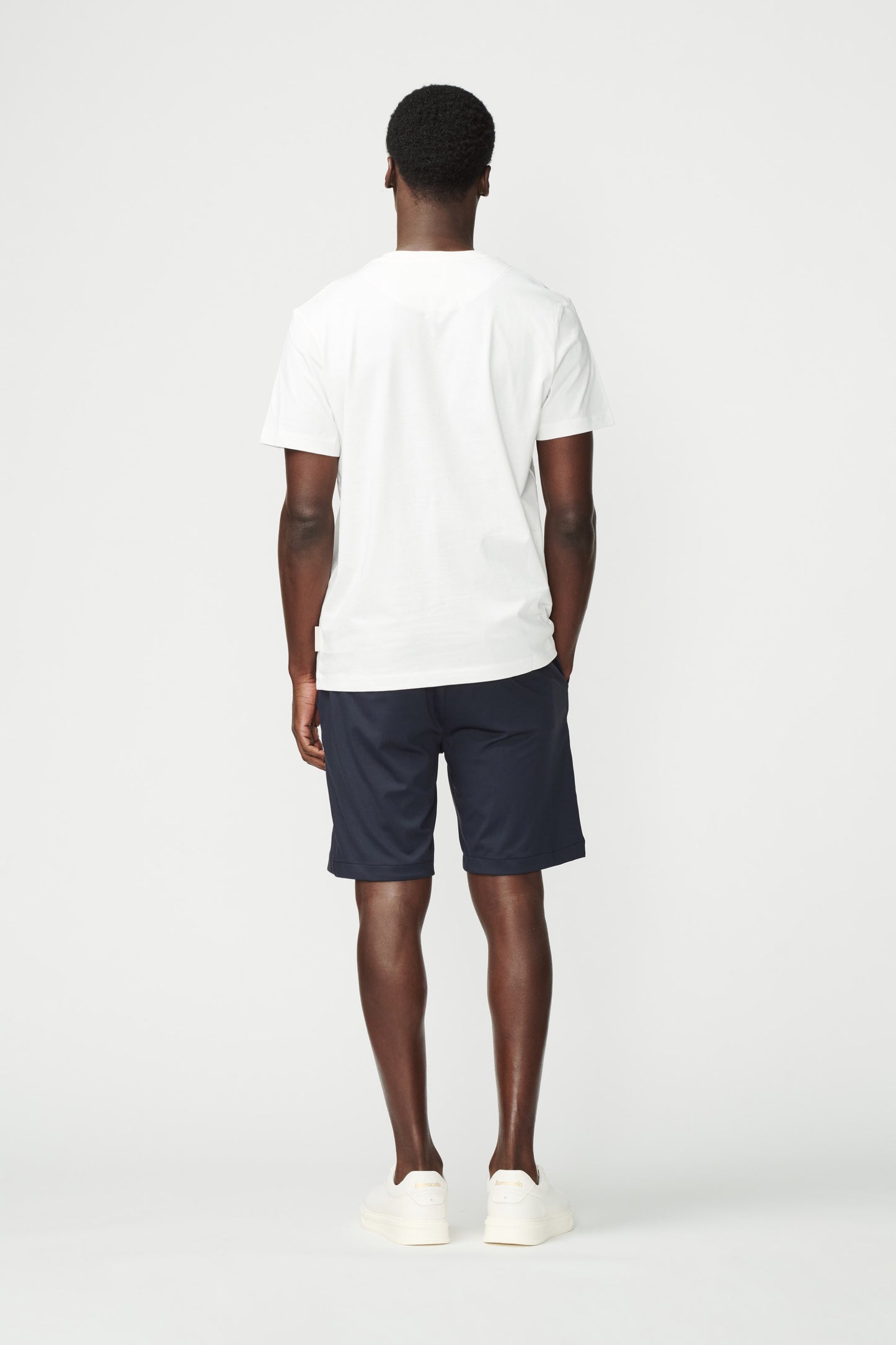 ESSENTIALS - The Essential Crew RN white