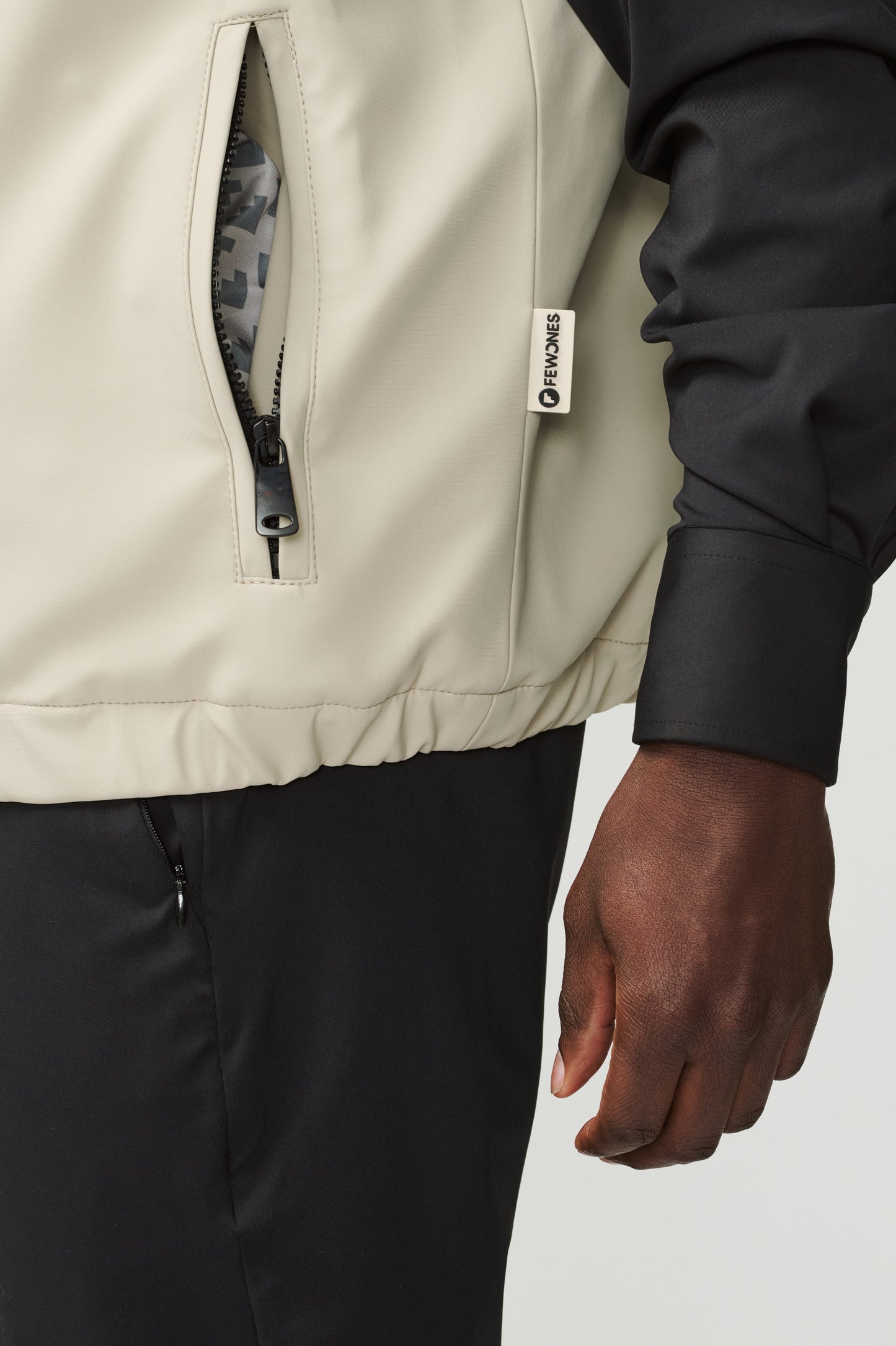 OUTERWEAR - The Astor Jacket beige