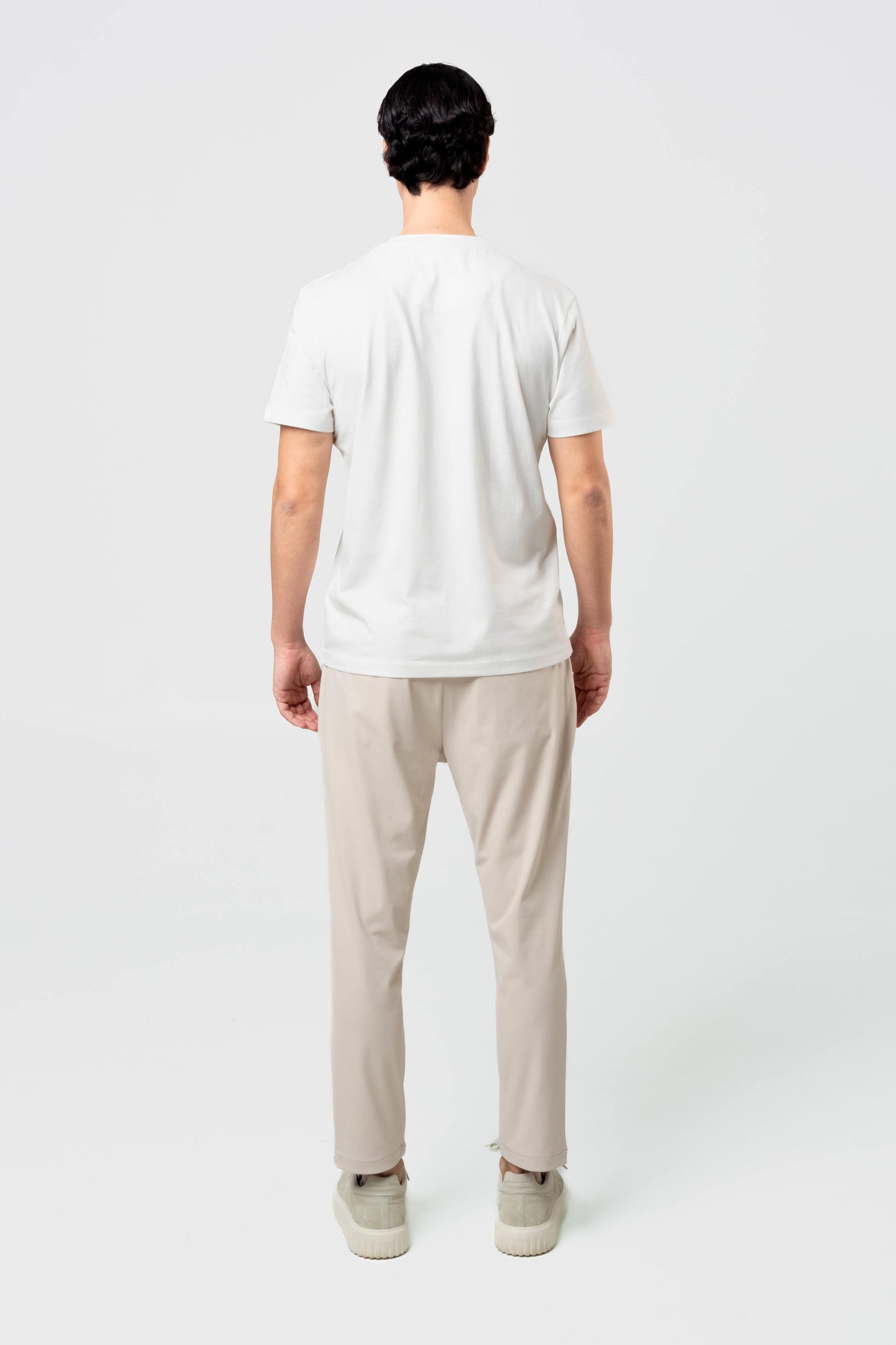 ESSENTIALS - The Essential Crew VN white