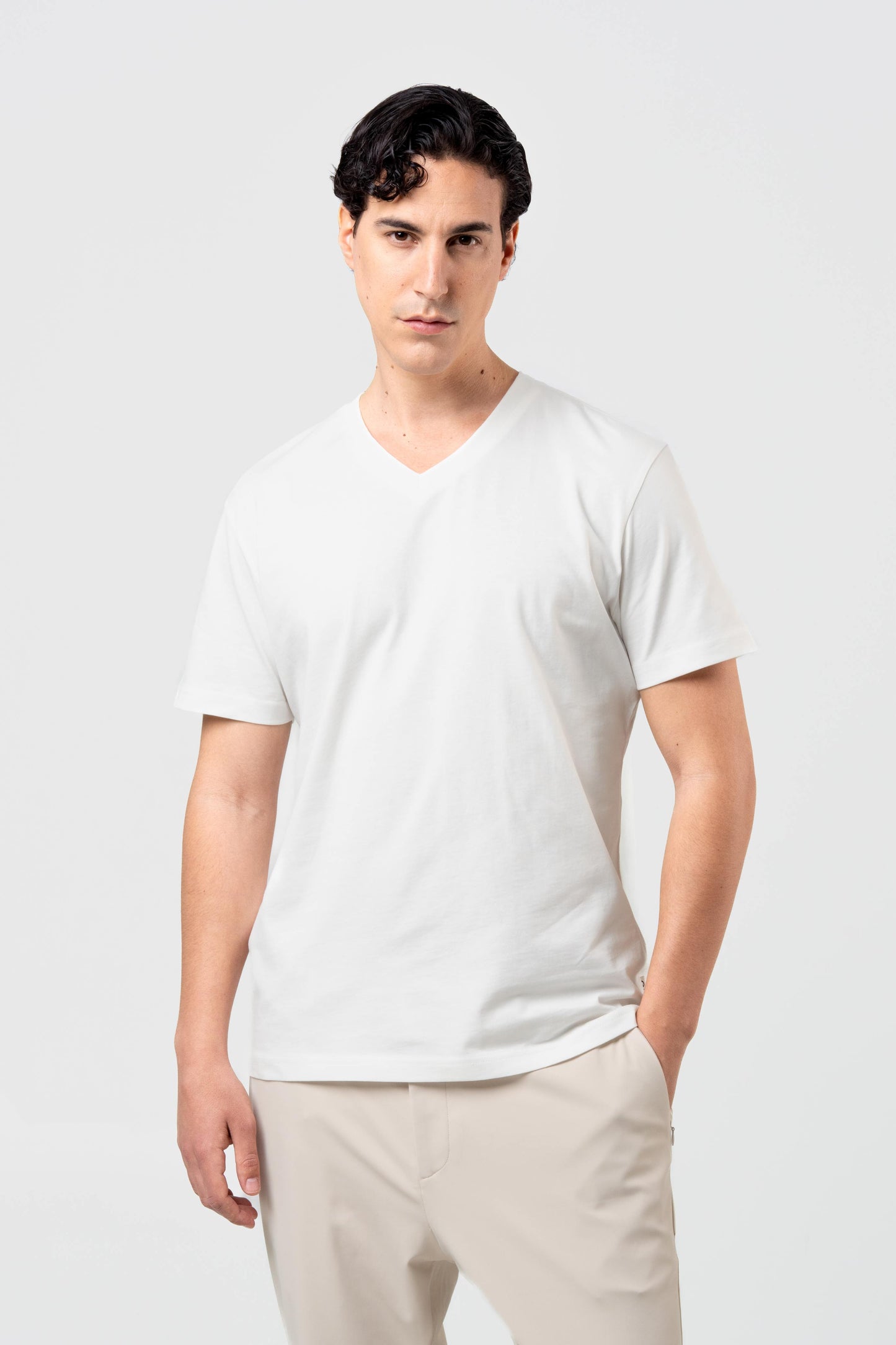 ESSENTIALS - The Essential Crew VN white